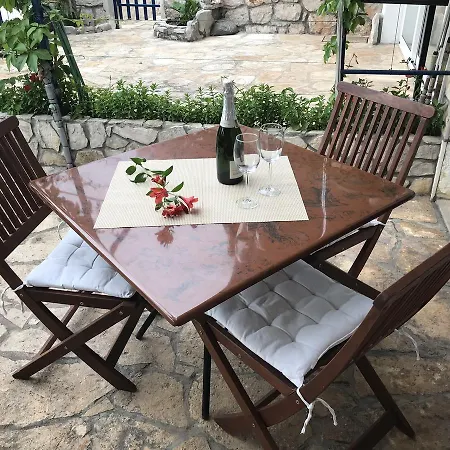 شقة Ivancica تيسنو