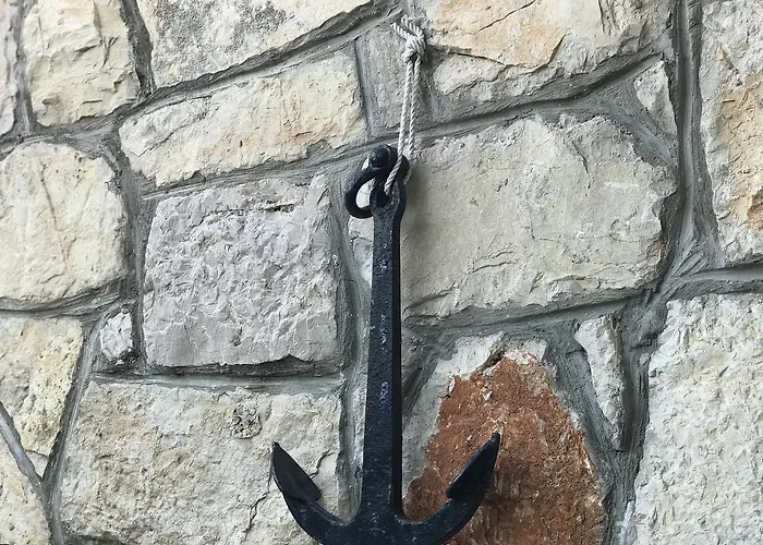 イヴァンチサ *