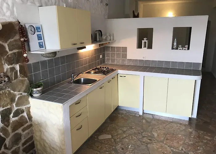 アパート イヴァンチサ