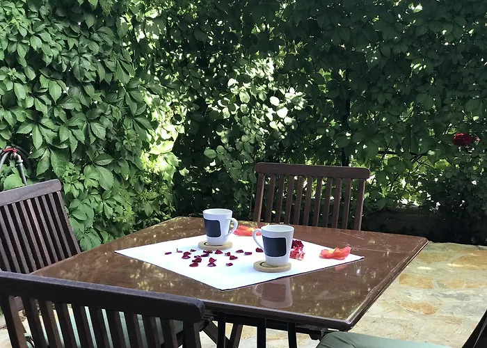 アパート イヴァンチサ ティスノ